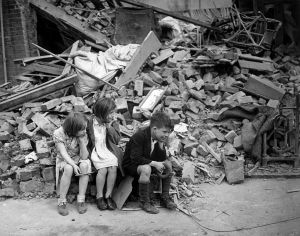 1280px-WWII_London_Blitz_East_London